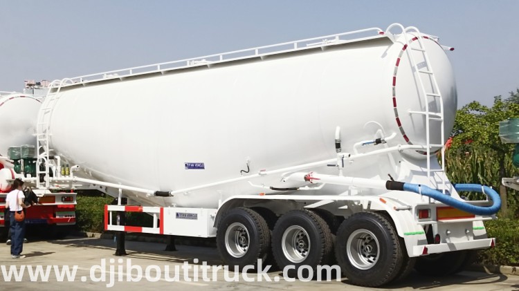 40 CBM Bulk Cement Tanker Trailer in Djibouti