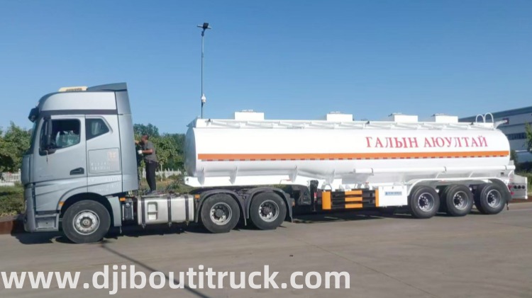 Diesel Fuel Tanker Trailer for Sale in Djibouti