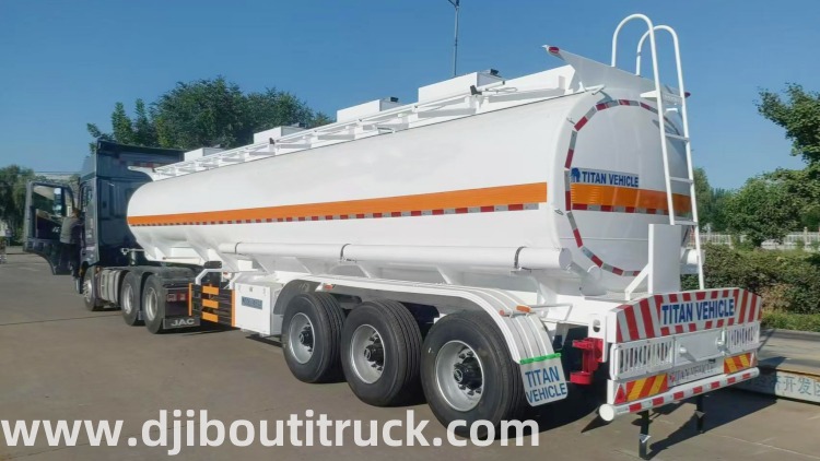 Diesel Fuel Tanker Trailer for Sale in Djibouti