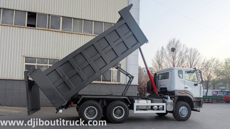 6x4 Sinotruk Hohan Dump Truck in Djibouti