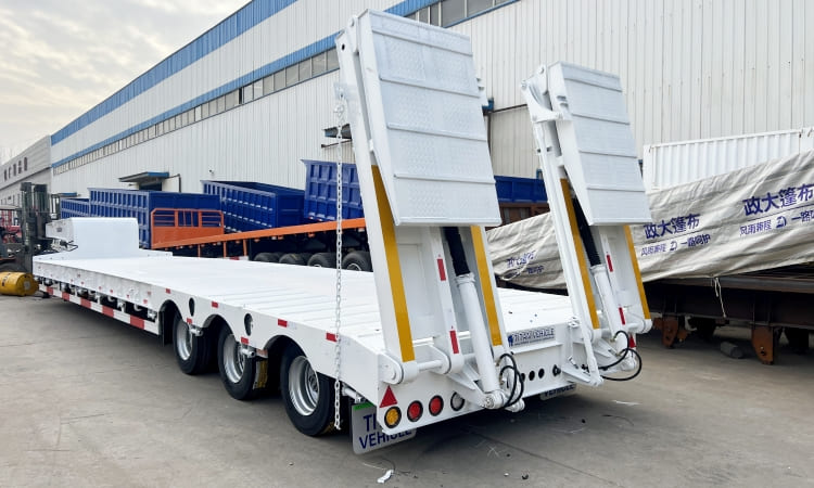 Low Bed Trailers Truck | Truck Trailer Low Bed for Sale in Djibouti