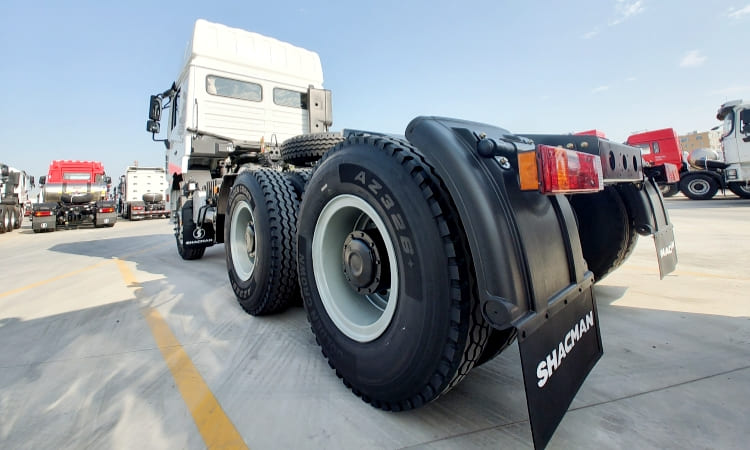 Shacman Company F3000 6x4 Tractor Truck for Sale in Djibouti