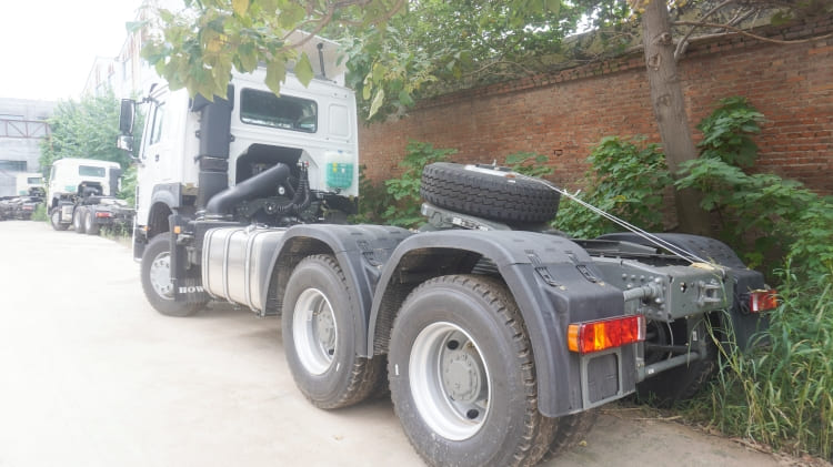 Howo 430 6x4 Tractor Truck | Howo Tractor Head Price for Sale in Djibouti