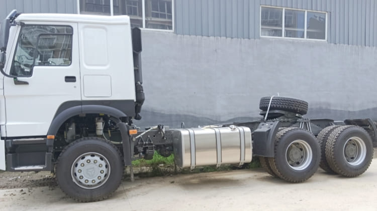 Howo 430 6x4 Tractor Truck | Howo Tractor Head Price for Sale in Djibouti