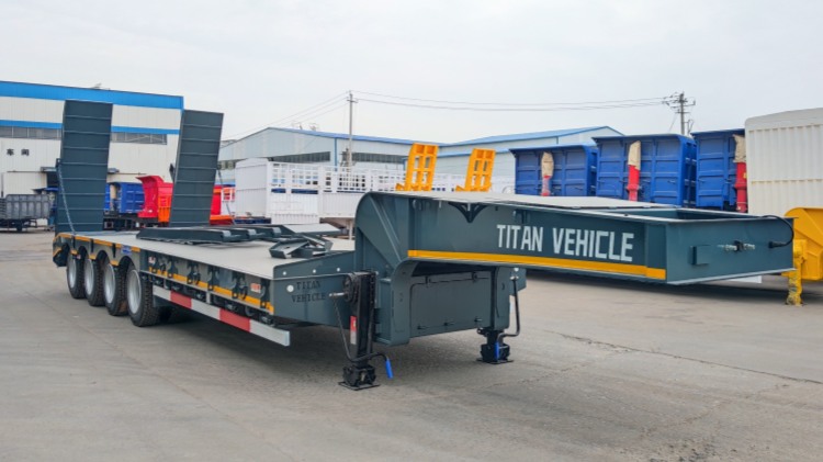 4 Axle 120 Tons Trailer Low Bed Lorry In Djibouti