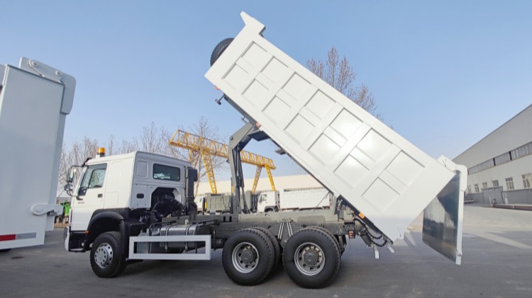 Sinotruck Howo 380 Dump Truck For Sale In Djibouti