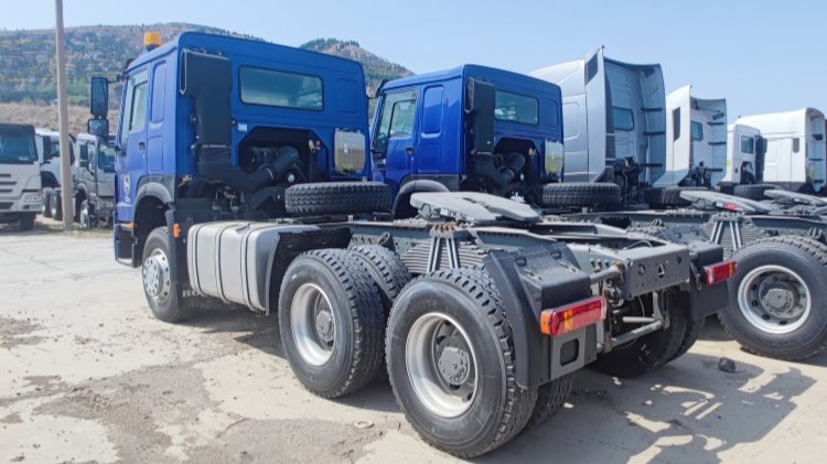 Sinotruk Howo 400 Tractor Truck Price in Djibouti Port