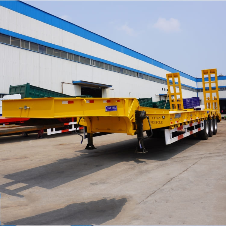 3 Axle Low Bed Truck Price