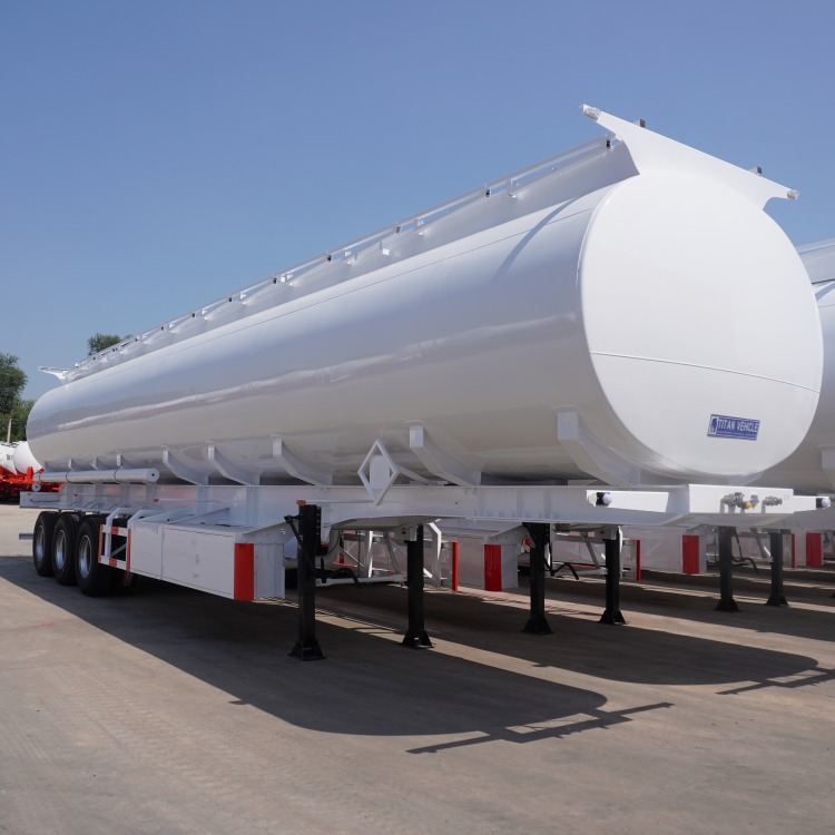 Tri Axle 40000 Liter Diesel Tanker Truck