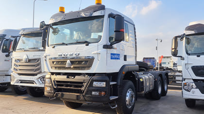 Trator Sinotruk Howo TX